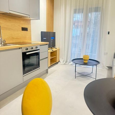 Luna-Your Urban Stay Selanik Dış mekan fotoğraf